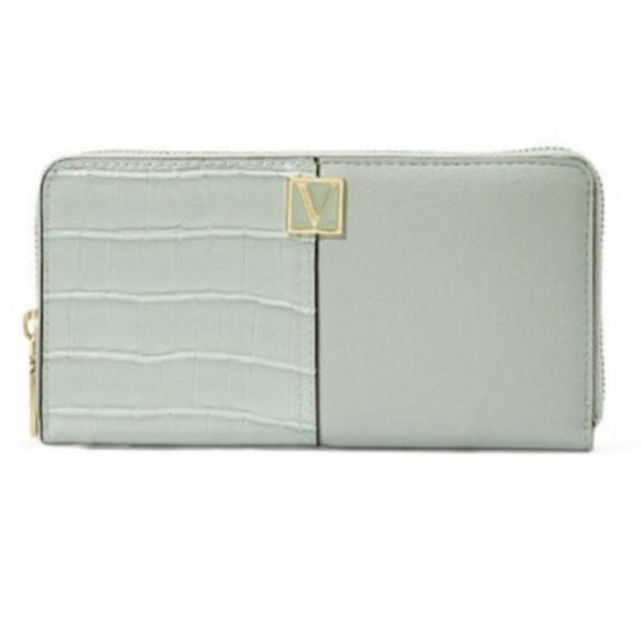 Victoria's Secret The Victoria Wallet Palm Croc Green Purse - Picture 1 of 3